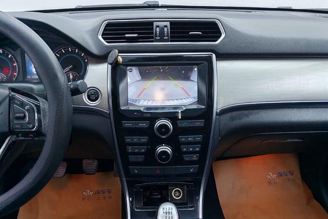 HAVAL H2 2014 — фото 12