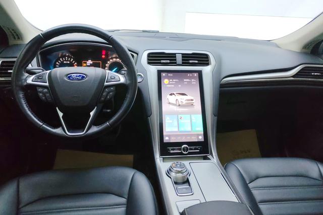 Ford Mondeo 2020 — фото 11