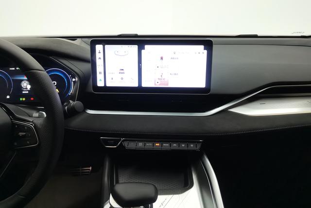 Geely Automobile Xingrui id 3769367 из Китая 12