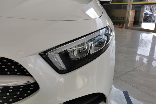 Mercedes-Benz A-Class 2022 A 200 L — фото 4