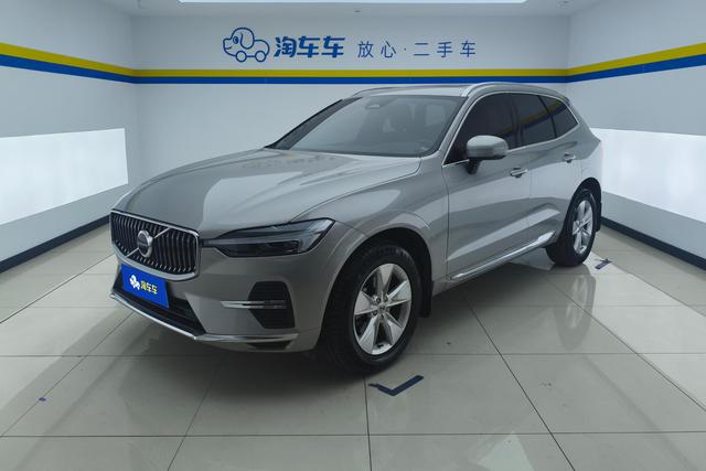 Volvo XC60 2022 B 5 4 WD