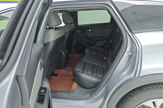 Citroen Versailles C5X 2021 — фото 16