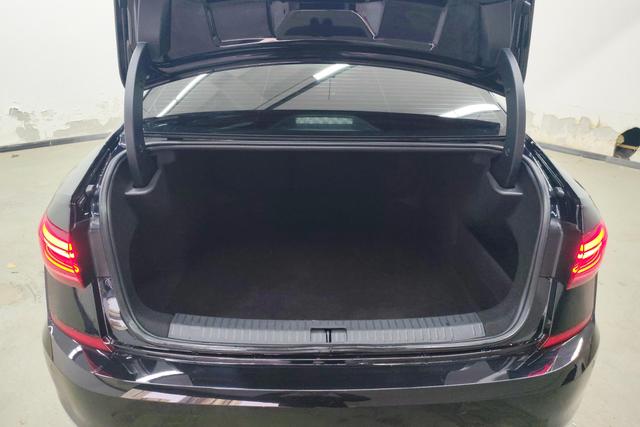 Volkswagen Passat id 3824676 из Китая 15