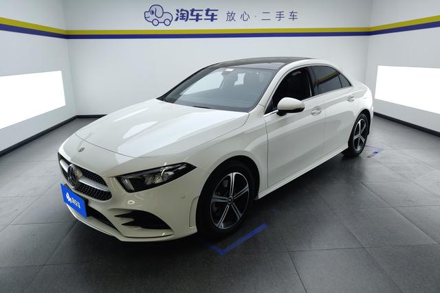 Mercedes Benz A-Class 2022 — фото 1