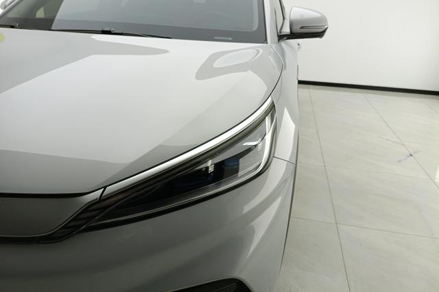 BYD Yuan PLUS 2023 Белый из Китая, фото 6