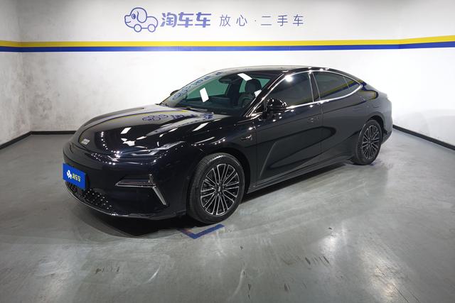Geely Galaxy Xingyao 8