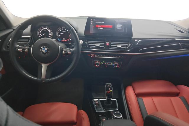 BMW 1 Series 2021 — фото 11