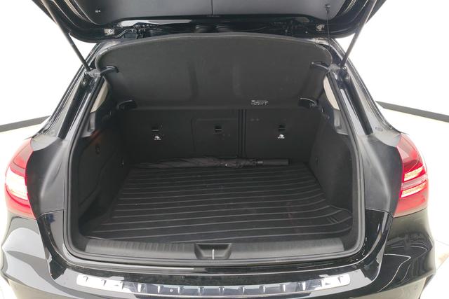 Mercedes Benz GLA 2019 — фото 17