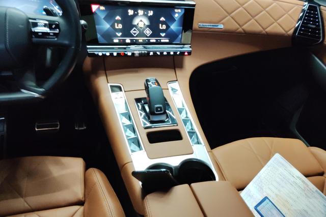 DS 7 id 3782811 из Китая 15