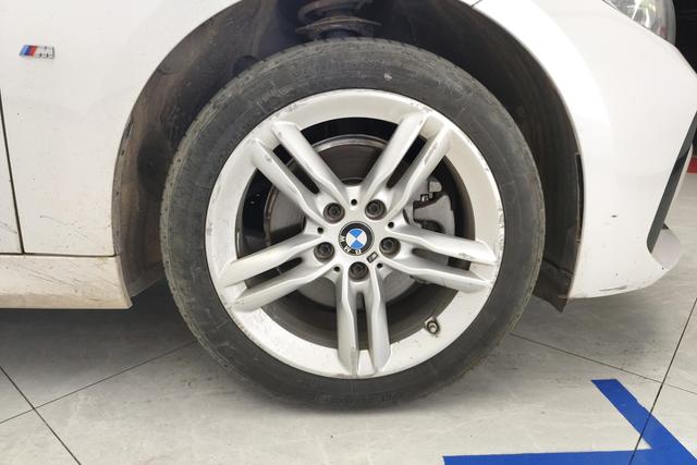 BMW 1 series id 3856353 из Китая 10