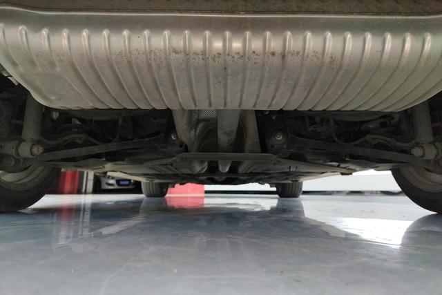 BMW 1 series id 3856353 из Китая 16