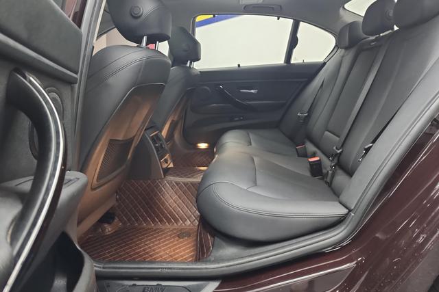 BMW 3 series id 3824689 из Китая 10