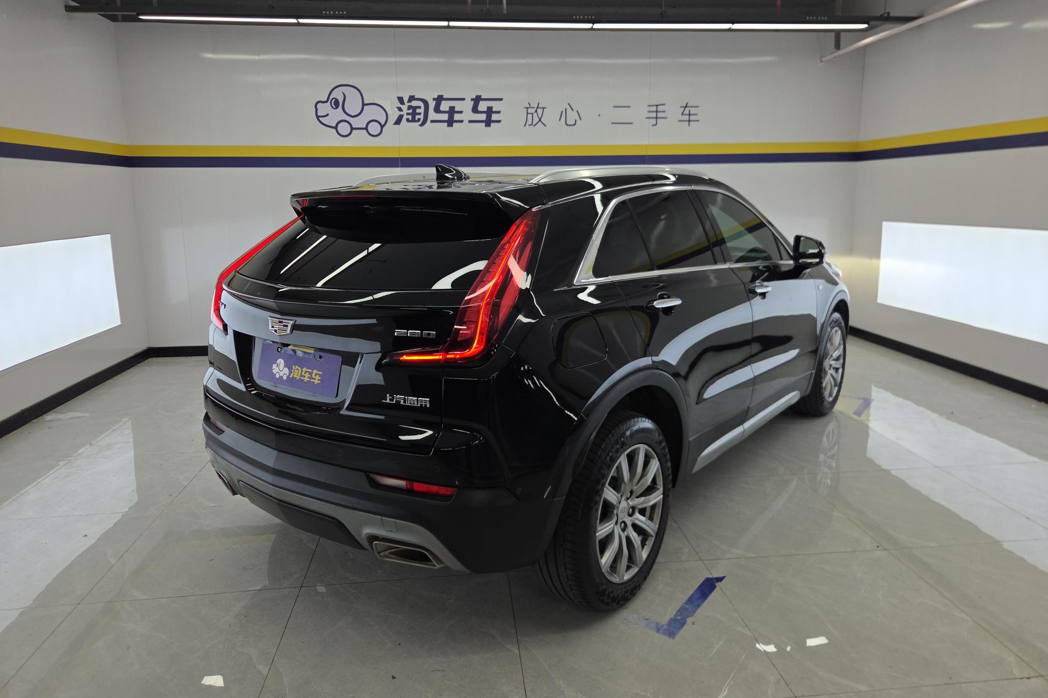 Cadillac XT4 2021 28T Lead