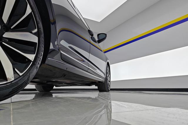 Volkswagen Passat id 3784585 из Китая 11