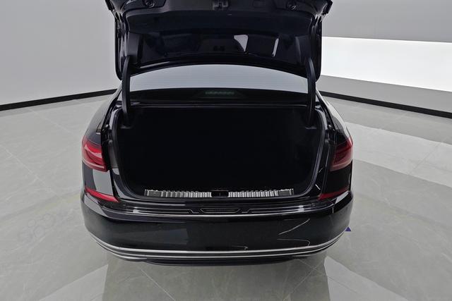 Volkswagen Passat id 3784585 из Китая 12