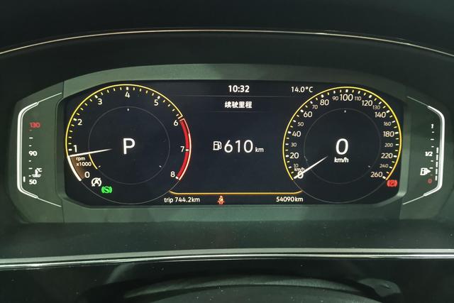 Volkswagen Passat id 3784585 из Китая 16