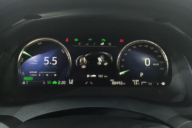 Toyota Camry id 3785249 из Китая 12