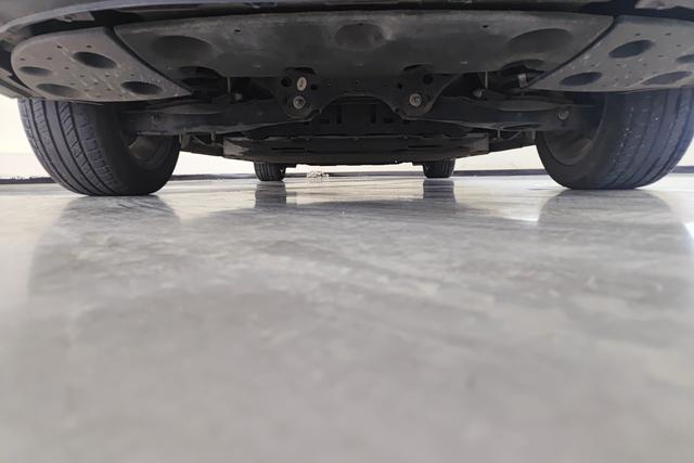 Red flag E-QM5 id 3784935 из Китая 13