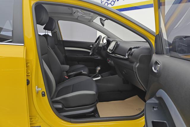 Kia Yi Ran 2021 Желтый из Китая