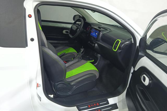 Roewe CLEVER id 3784114 из Китая 13