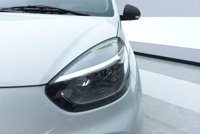 Roewe CLEVER id 3784114 из Китая 14