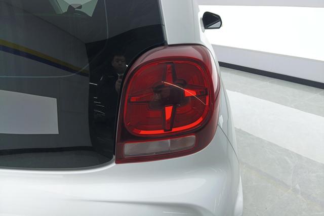 Roewe CLEVER id 3784114 из Китая 15