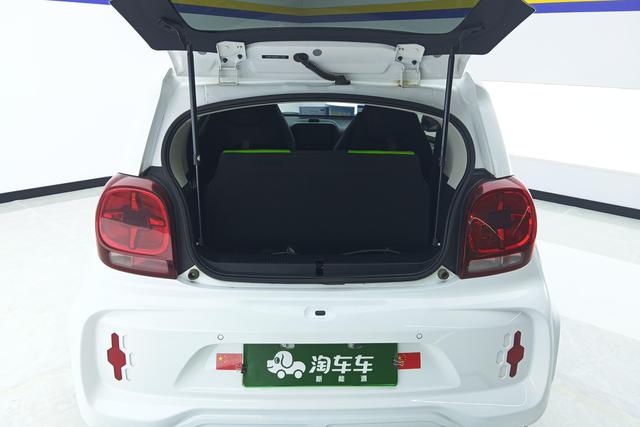 Roewe CLEVER id 3784114 из Китая 17