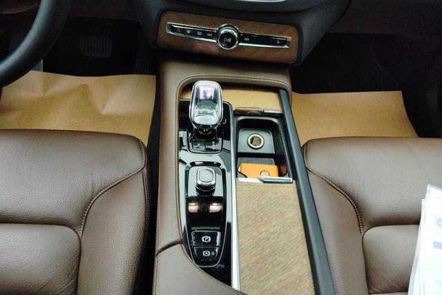 Volvo XC90 id 3857714 из Китая 15