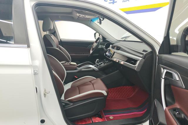 Geely Automobile Boyue id 3825547 из Китая 8