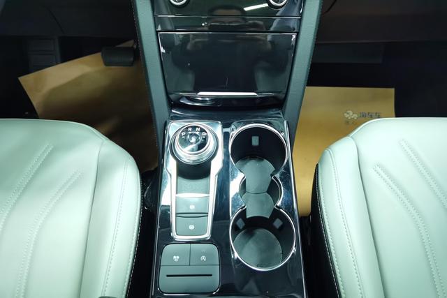 Ford Ruiji 2023 Белый из Китая, фото 4