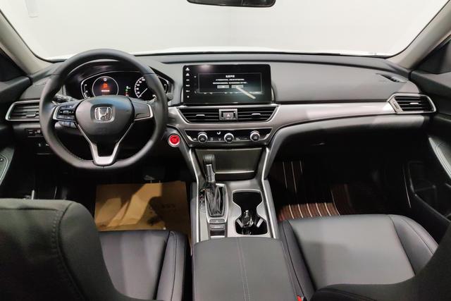 Honda Accord 2022 — фото 12