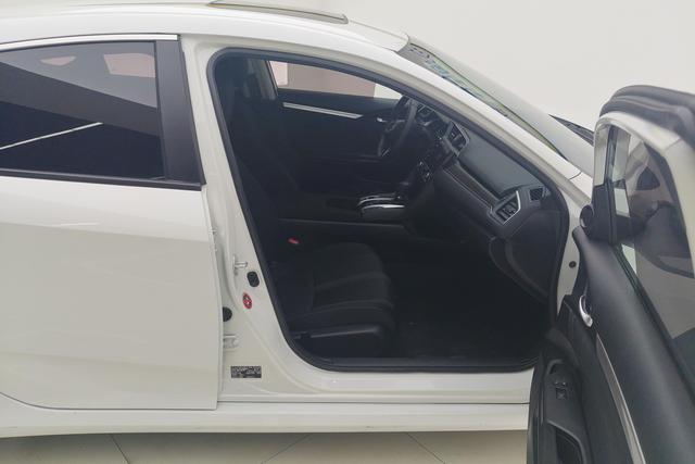 Honda Civic id 3784318 из Китая 9