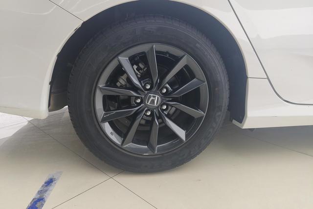 Honda Civic id 3784318 из Китая 10