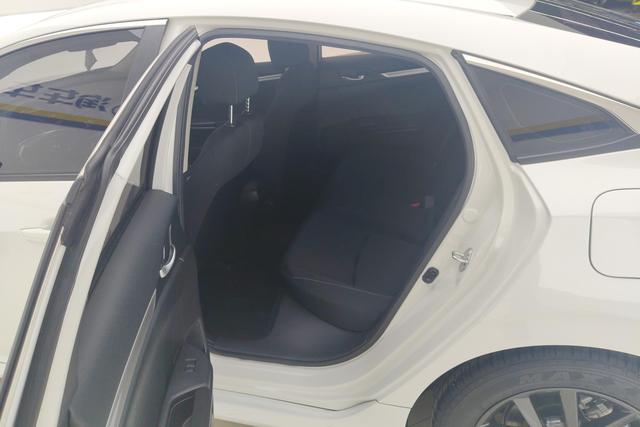 Honda Civic id 3784318 из Китая 11