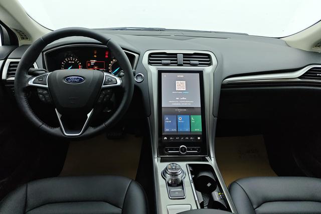 Ford Mondeo 2020 — фото 12