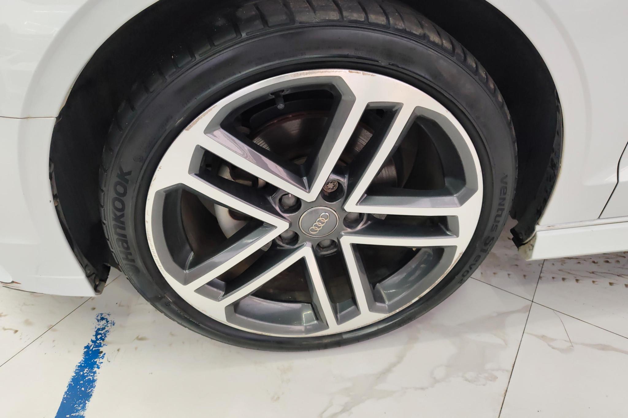 Audi A3 2019 Limousine 35 TFSI Sport V