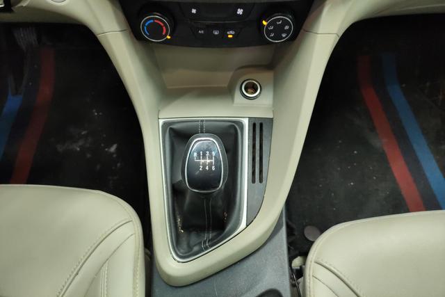 Buick Excelle GT 2019 15 T MTElite VI — фото 14