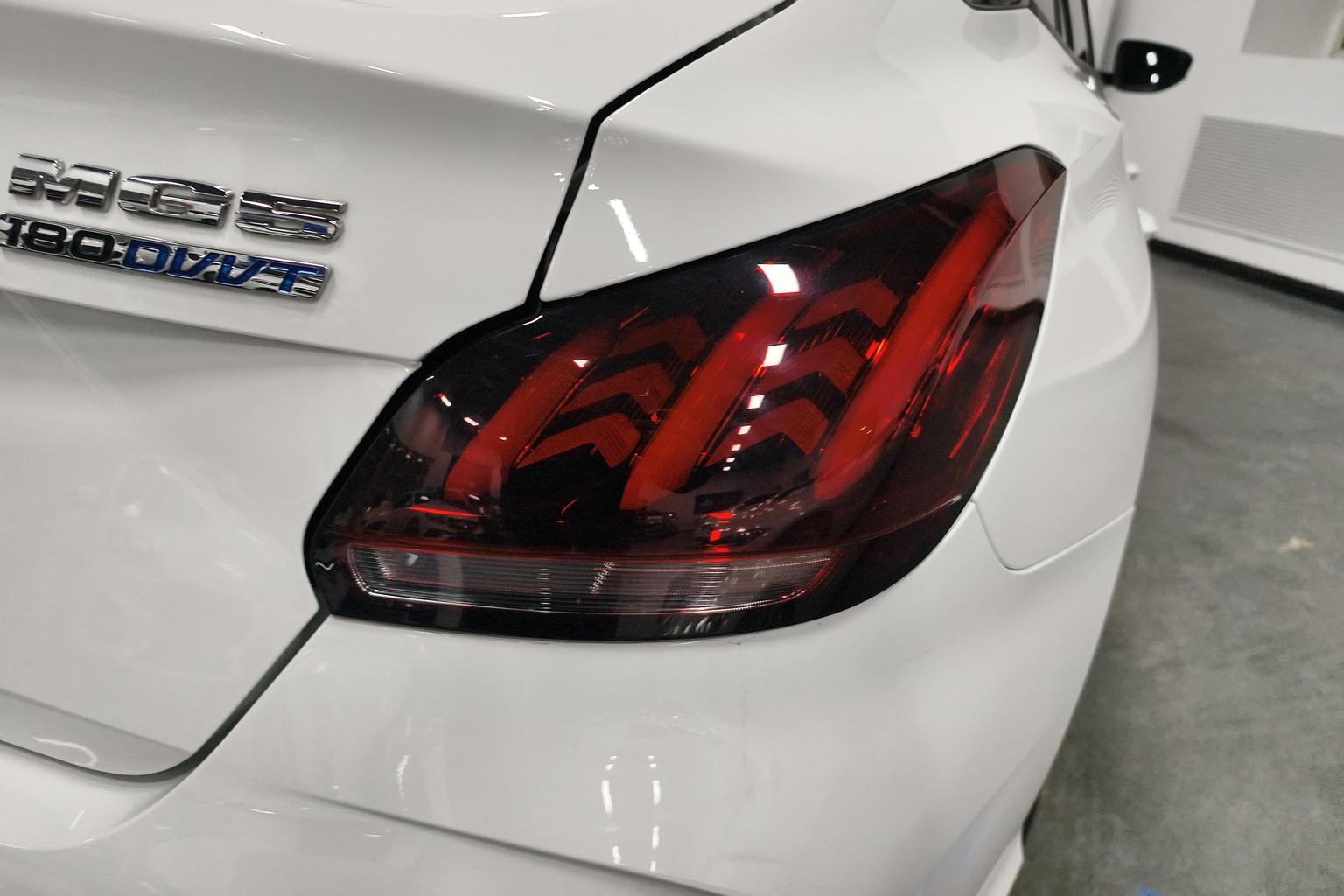 MG MG5 2023 180DVVT CVT