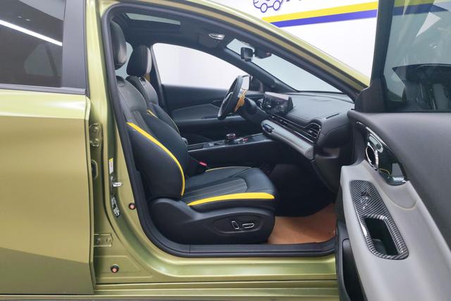 Gac Trumpchi Shadow Leopard 2021 — фото 15