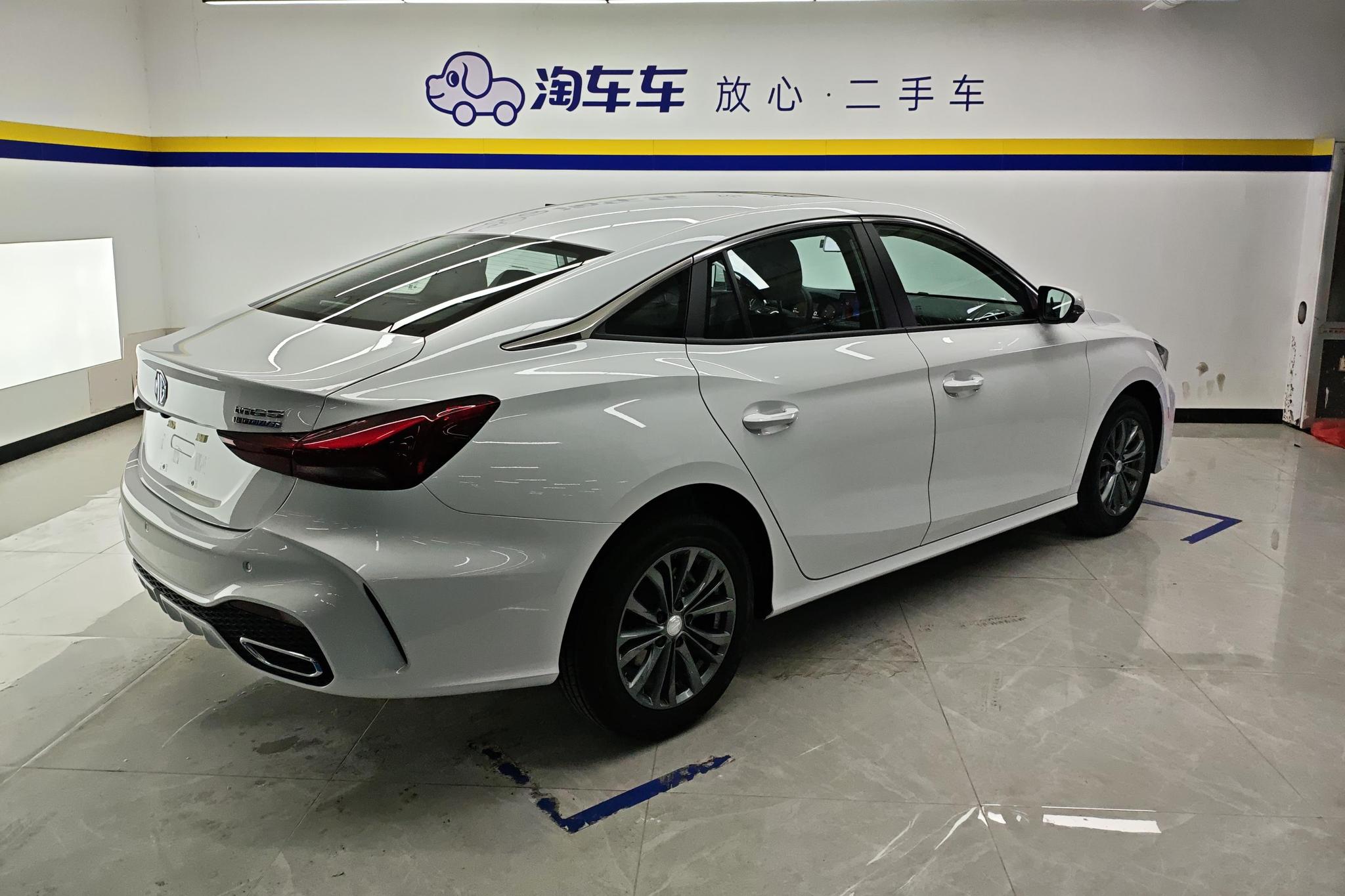 MG 5 2025 180DVVT Luxury