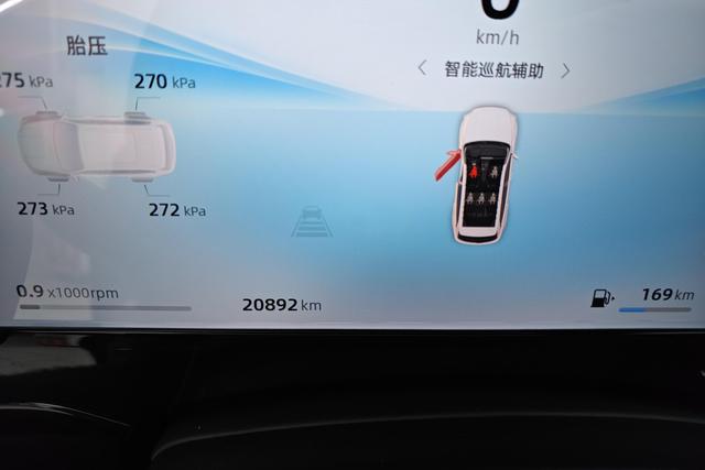 Geely Automobile Xingyue L 2024 Темно-серый из Китая, фото 4