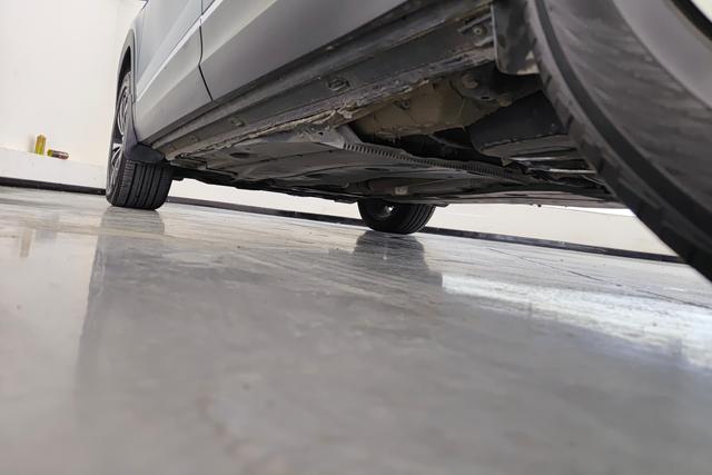 Volkswagen Tuyue id 3785939 из Китая 13