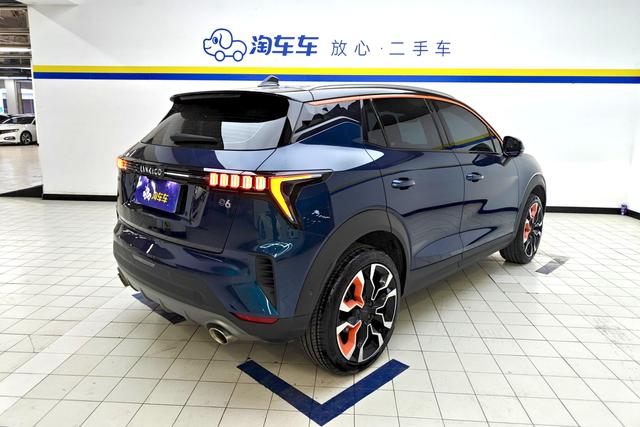 Lynk 06 2022 Синий из Китая, фото 2