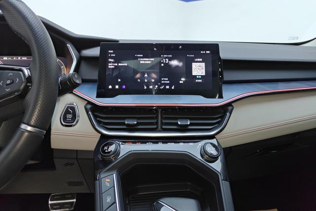 Lynk 06 2022 Синий из Китая, фото 6