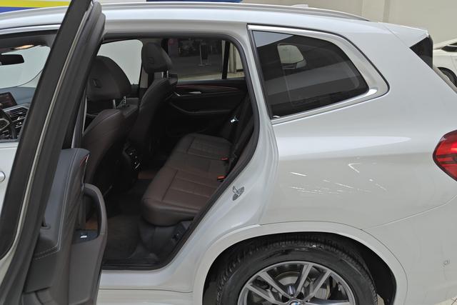 BMW X3 2020 — фото 16