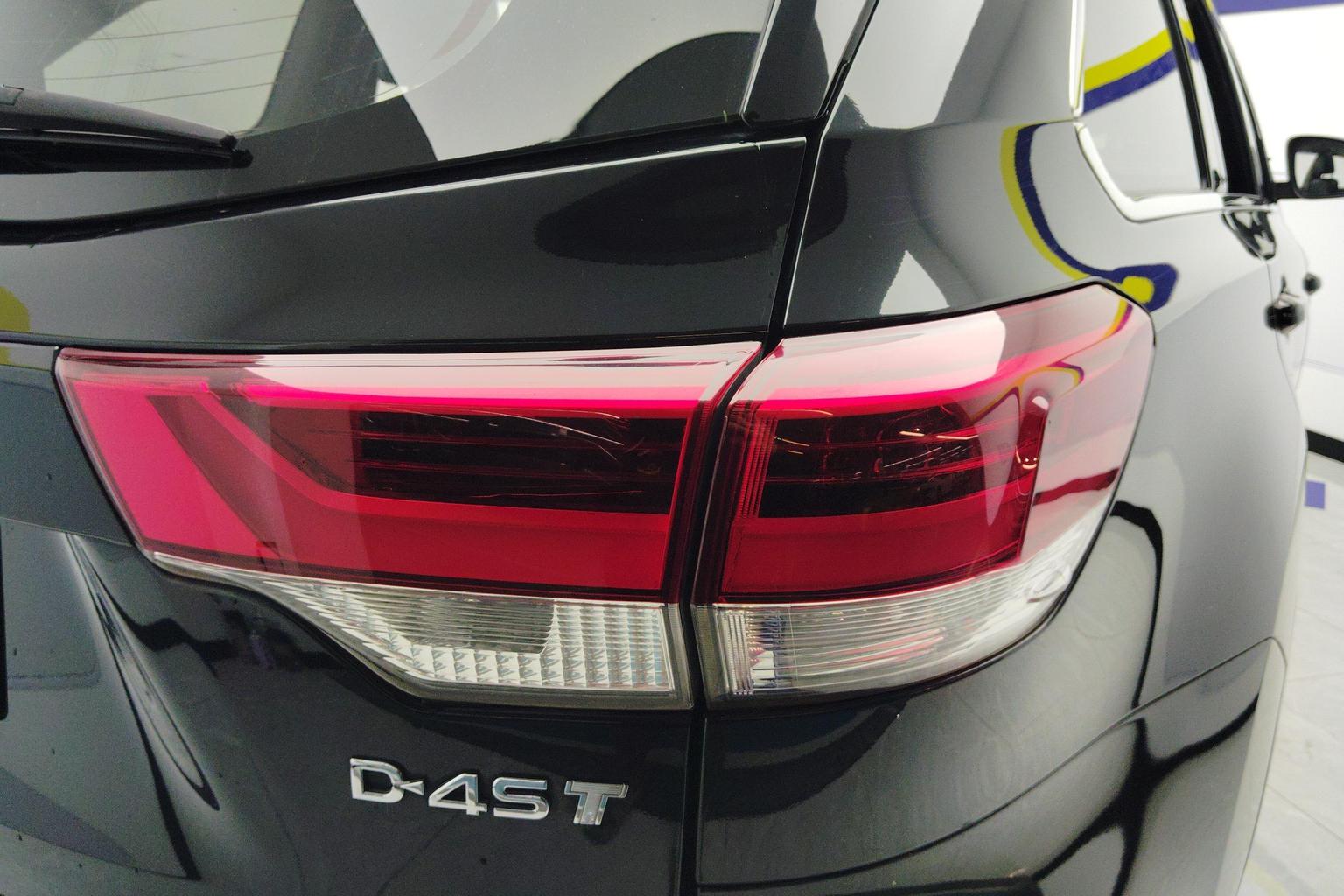 Toyota Highlander 2018 2.0T Luxury 7 мест V