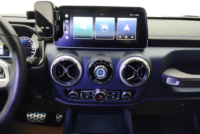 Beijing off-road BJ40 2024 Черный из Китая