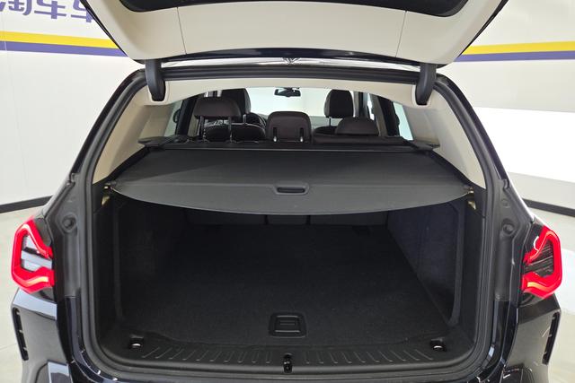 BMW X3 id 3810334 из Китая 13