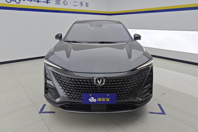Changan UNI-T 2022 1.5 T Premium — фото 2