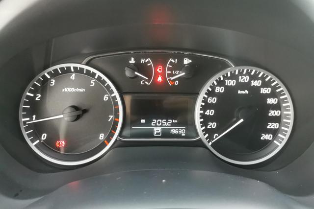 Nissan Xuan Yi id 3803983 из Китая 9